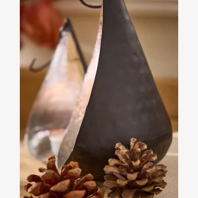 Dibor Set of 2 Teardrop Candle Holders