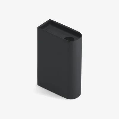 Nordic Nest Northern Monolith candle holder medium Black