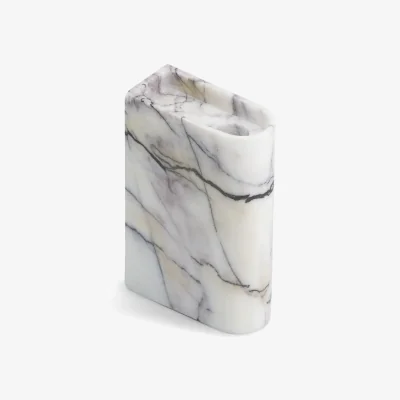 Nordic Nest Northern Monolith candle holder medium Mixed white marble