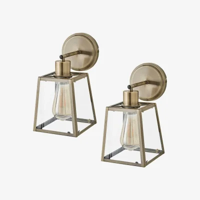 The Range Susie Glass Lantern Single Arm Wall Light - Antique Brass / 2 / 4W