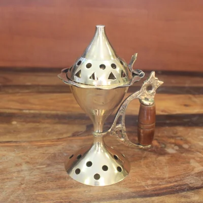 The Range Elegant Brass Cone Burner with Wooden Handle - Gold