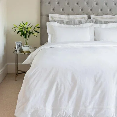 Amara Frette - Triplo Popeline Duvet Set - Super King - White/Milk