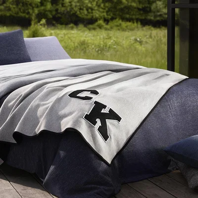Amara Calvin Klein - Gene Duvet Cover - Light Wash/Indigo - Super King