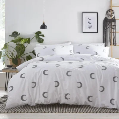 The Range Crescent Duvet Set - White / King