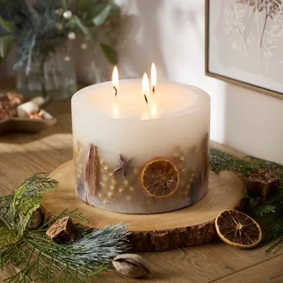 Dunelm Frankincense Inclusion Candle