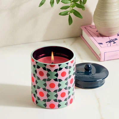 Habitat Habitat Ceramic Candle with Lid - Pomegranate & Amber