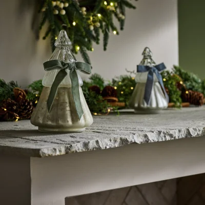 Habitat Habitat Large Singlewick Candle - Under the Mistletoe