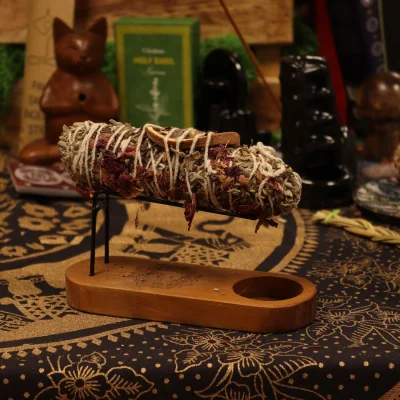 The Range Banjara Smudge Bundle Himalayan Sage, Orange, Rose Tulsi - Orange