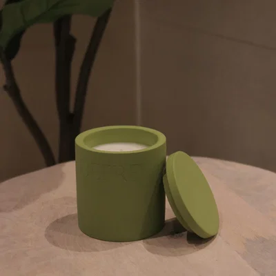 Wolf & Badger Green Fig Candle | Defrei
