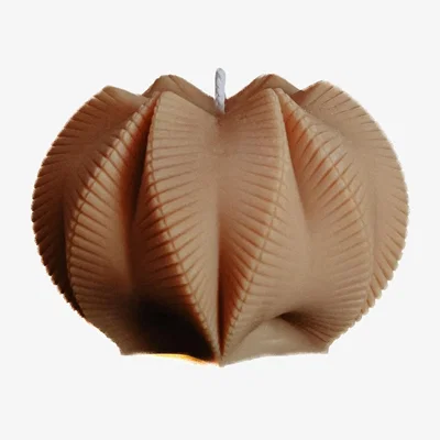 Wolf & Badger Brown Origami Candle Nude | Studio Üm