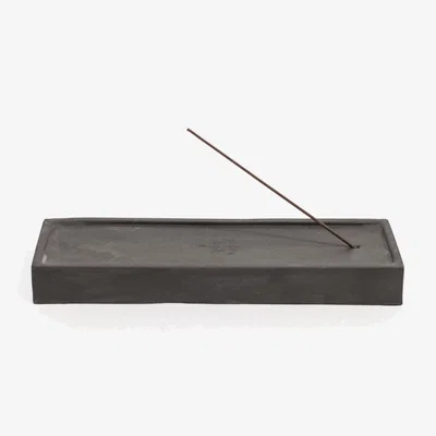 Wolf & Badger Black Dark Handcrafted Clay Incense Holder | One Size | Place of Ëlms