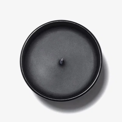 Wolf & Badger Black / Grey Komitas Scented Candle | One Size | Biainili