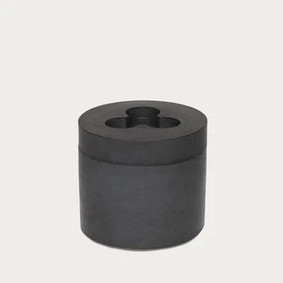 Bombinate.com Sandalwood & Bk Pepper Black Pot and 3-wick Candle Set