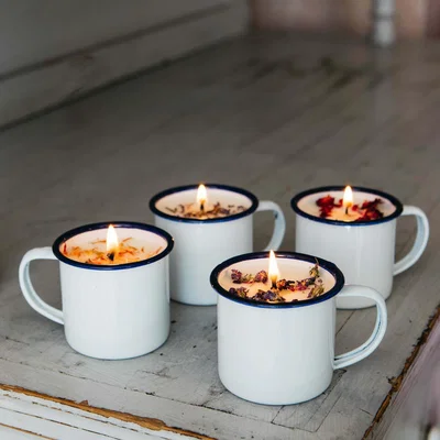 Graham & Green Wild Rose Enamel Mug Candle