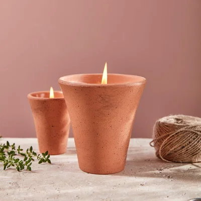 Graham & Green Large Lavender Potted Candle