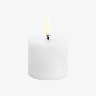 Nordic Nest Uyuni Lighting Uyuni LED Block candle white Ø5 cm 4.5 cm