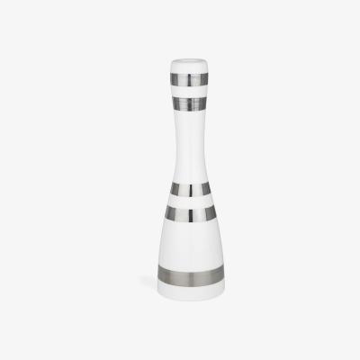 Nordic Nest Omaggio candlestick large silver