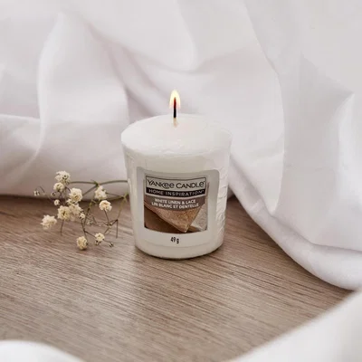 The Range Yankee Votive Wax Scented Candle Highly Scented - White / White Linen