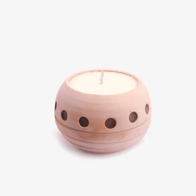 The Range Clay Pot Candle - Ivory, Soy Wax, Handmade, 40 Hours Burn Time - Ivory
