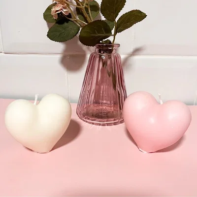 The Range Heart Soy Candle - Pink