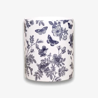 Wolf & Badger Grey Fig Scented Spring Candle Inkrypt London