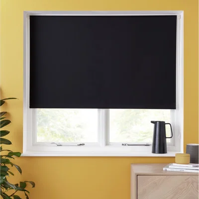 Habitat Habitat Blackout Insulating Roller Blind - 6ft - Black