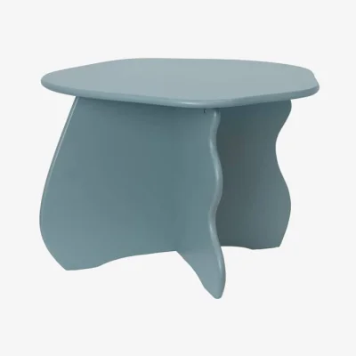 Made in Design Slope Children table wood blue / Ø 71 x H 48 cm - Ferm Living
