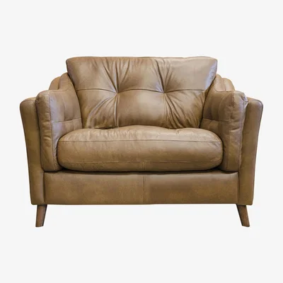 Knees Xavier Snuggler Chair