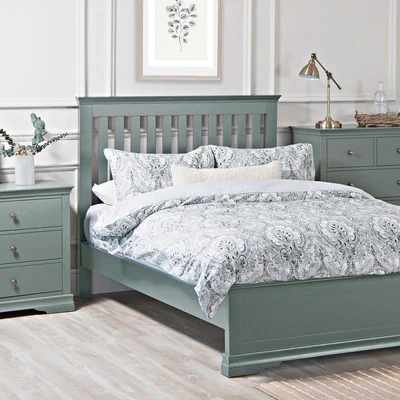 Chiltern Oak Furniture Florence Sage Green Painted King Size Bed Frame Low Panelled Footboard