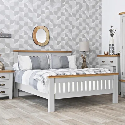 Chiltern Oak Furniture Hampshire Grey Painted Oak King Size Bed Frame High Foot End