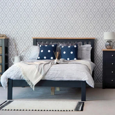 Chiltern Oak Furniture Salisbury Blue Painted Oak King Size Bed Frame