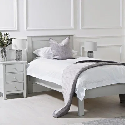 Chiltern Oak Furniture Wilmslow Grey Painted Single Bed Frame