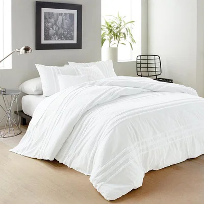 Amara DKNY - Chenille Stripe Duvet Cover - White - King