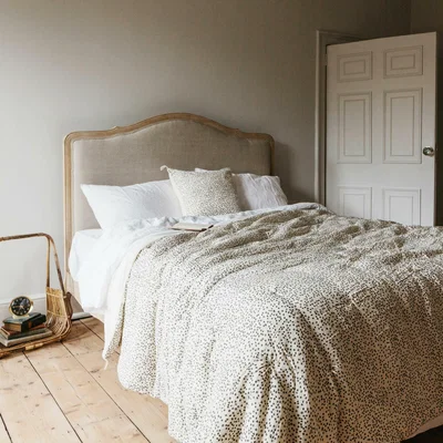 Graham & Green Bandhej Circles King Size Quilt