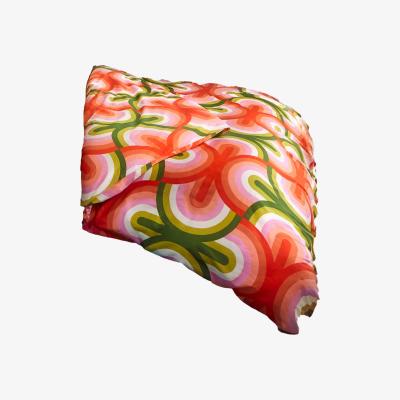 Wolf & Badger Green / Red Groove Inn Duvet Cover In King Size Uk King Weirdstock