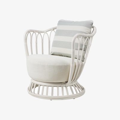 Nordic Nest GUBI Grace Outdoor armchair Leslie Limonta 006-020-alabaster white