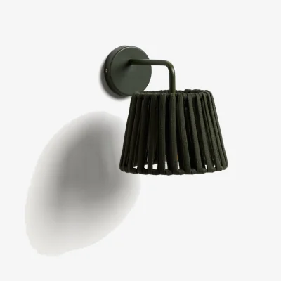 Kave Home Aldet green outdoor wall light in flat rope cord and metal