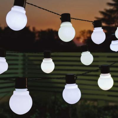 The Range 20 Globe Party String Solar Lights  - White