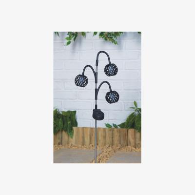 The Range Solar Flame Effect 3 Ball Stake Light