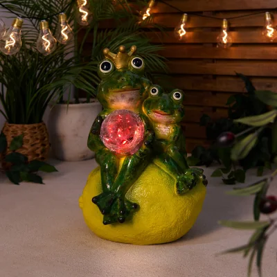 The Range Solar Frog Family - Green