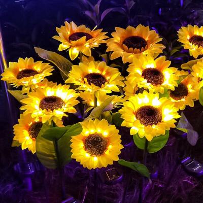 The Range Outdoor LED Sunflower Solar Light - Yellow / 2