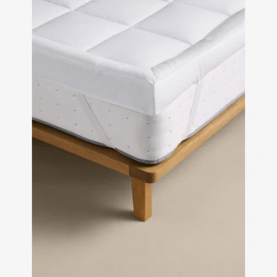 Marks & Spencer M&S Stay Cool 10cm Depth Mattress Topper White