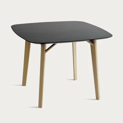 Bombinate.com Tria Table Tetra