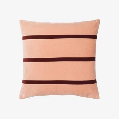 Amara Gemma Cushion 00