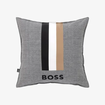 Amara Boss Linea Cushion