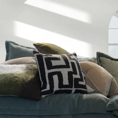 Arighi Bianchi Boucle Geometric Cushion