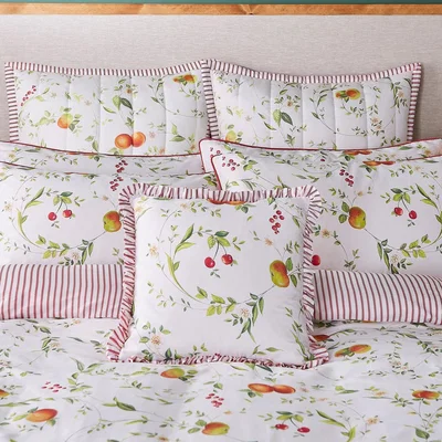 Dunelm Dorma Fruit Orchard Cushion Cherry (Red)