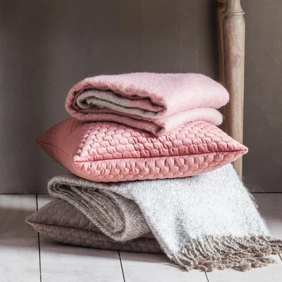 Knees Honeycomb Quilted Cushion - Blush