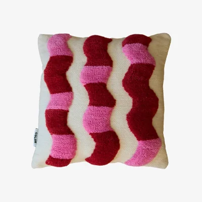 Made in Design Wavy Cushion textile multicoloured / 45 x 45 cm - Handwoven recycled wool - COLORTHERAPIS