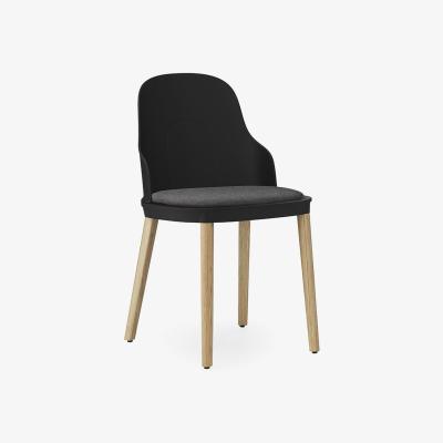 Nordic Nest Normann Copenhagen Allez chair with cushion and oak legs Black
